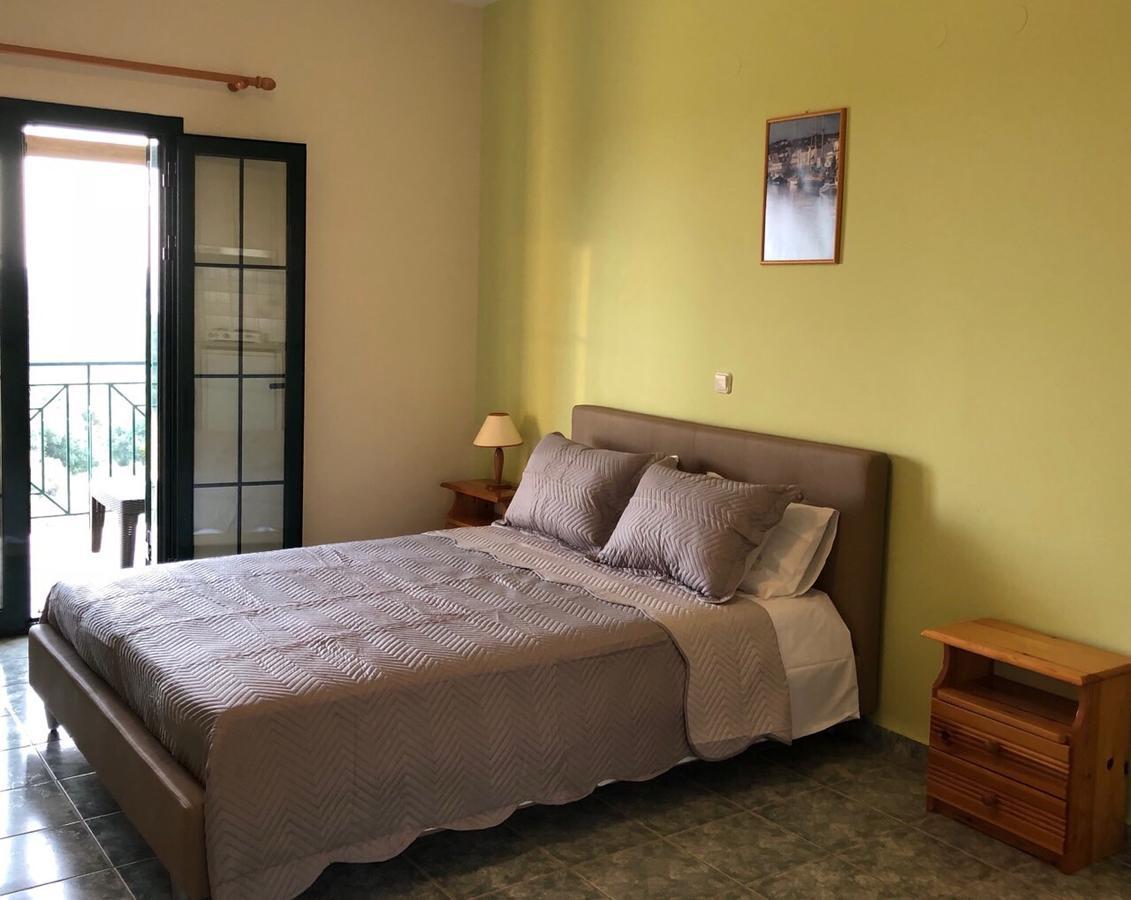 Galini Apartments Trapezaki  Ngoại thất bức ảnh