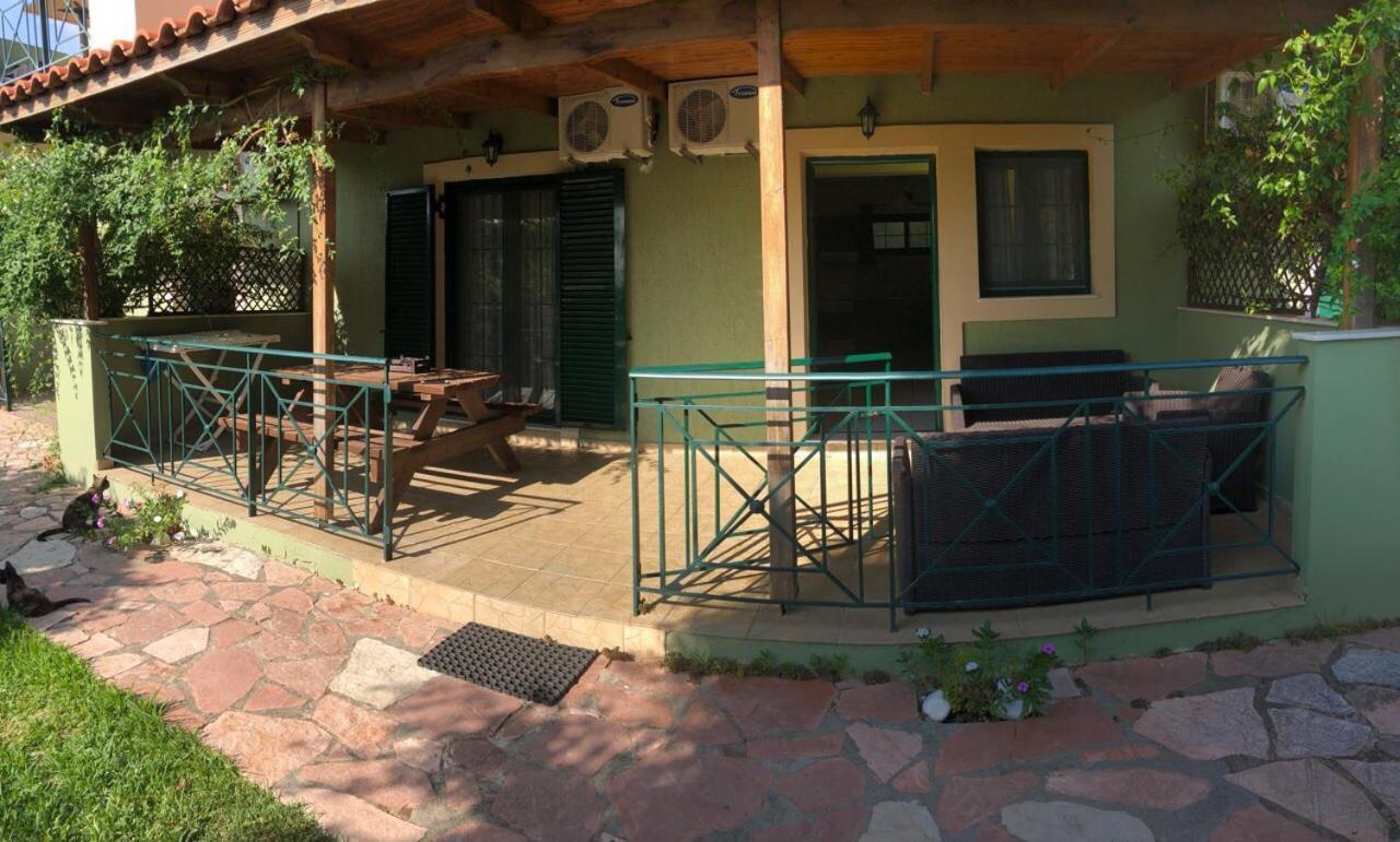 Galini Apartments Trapezaki  Ngoại thất bức ảnh